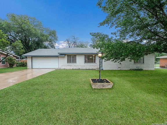 3rd image of 2714 TILLIE DR