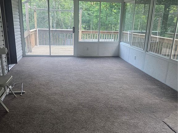 4th image of 129 Gibson Hill Rd
