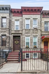 552 50th St, Brooklyn, NY, 11220