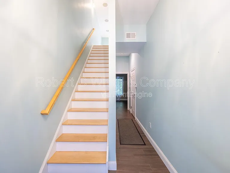 28 Armstrong Rd #C21 — Photo 16