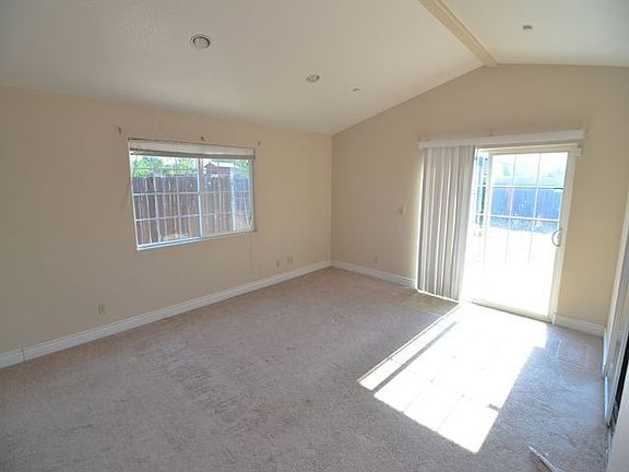 5th image of 6733 Almeria Ave