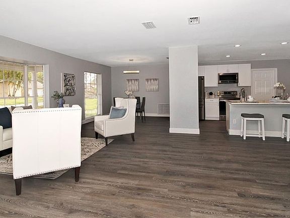 5th image of 7339 Brookview Cir