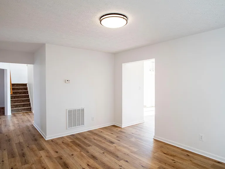 917 Winding Oak Trl — Photo 11