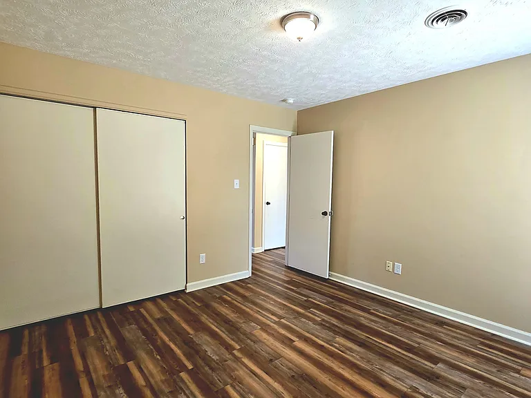 Bedroom #1