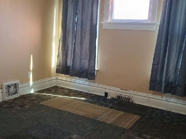 cedar-rapids-iowa-2055254587 picture