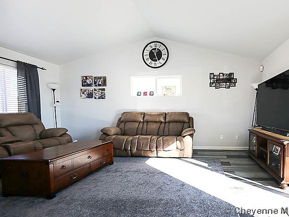 4th image of 1519 Sunny Hill Dr