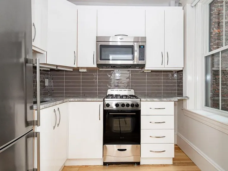 85 Myrtle St #2 — Photo 7