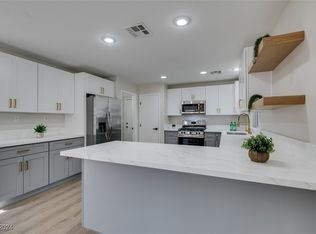 5822 Springmist St, North Las Vegas, NV 89031