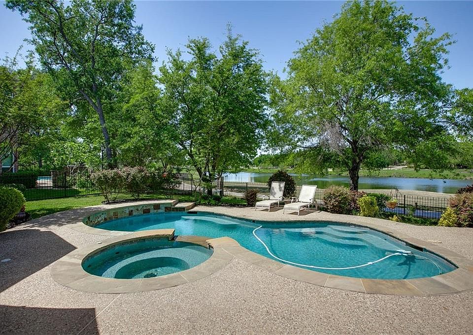 1st image of 4205 Crown Knoll Cir