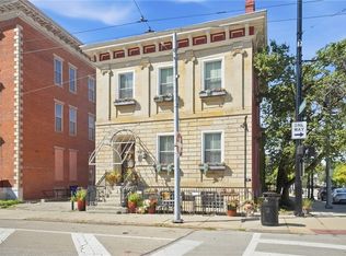 39 E 1st St, Dayton, OH 45402