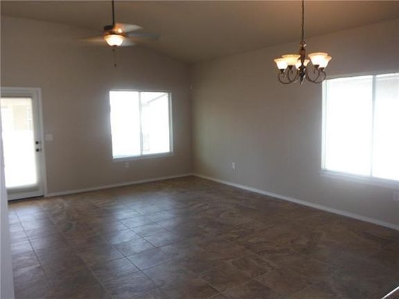 3rd image of 5823 Laurensito St