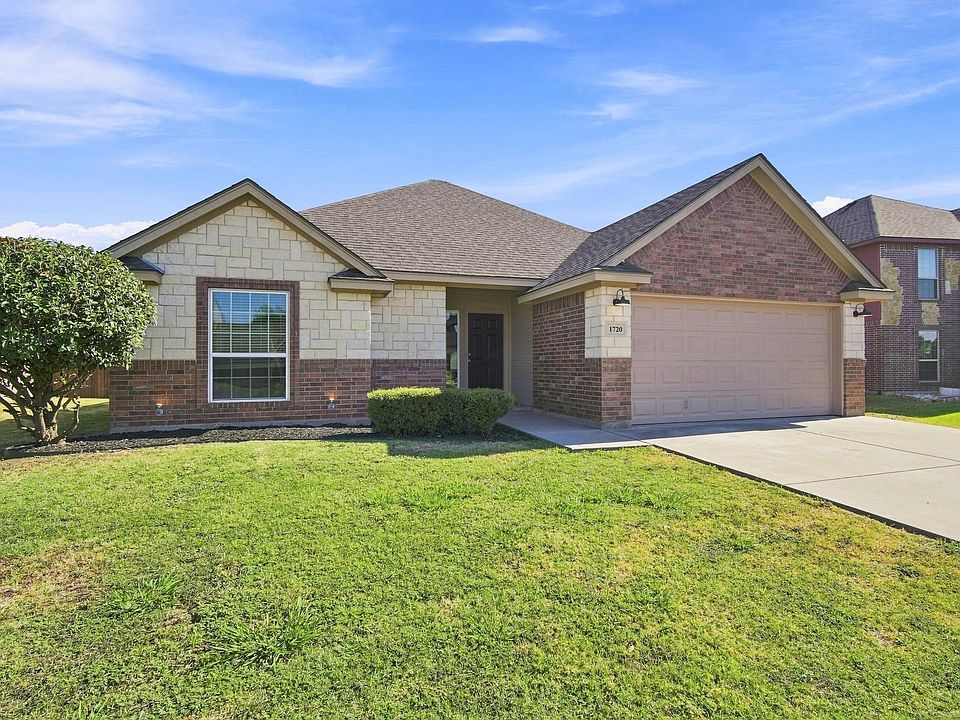 1st image of 1720 Lakeway Dr