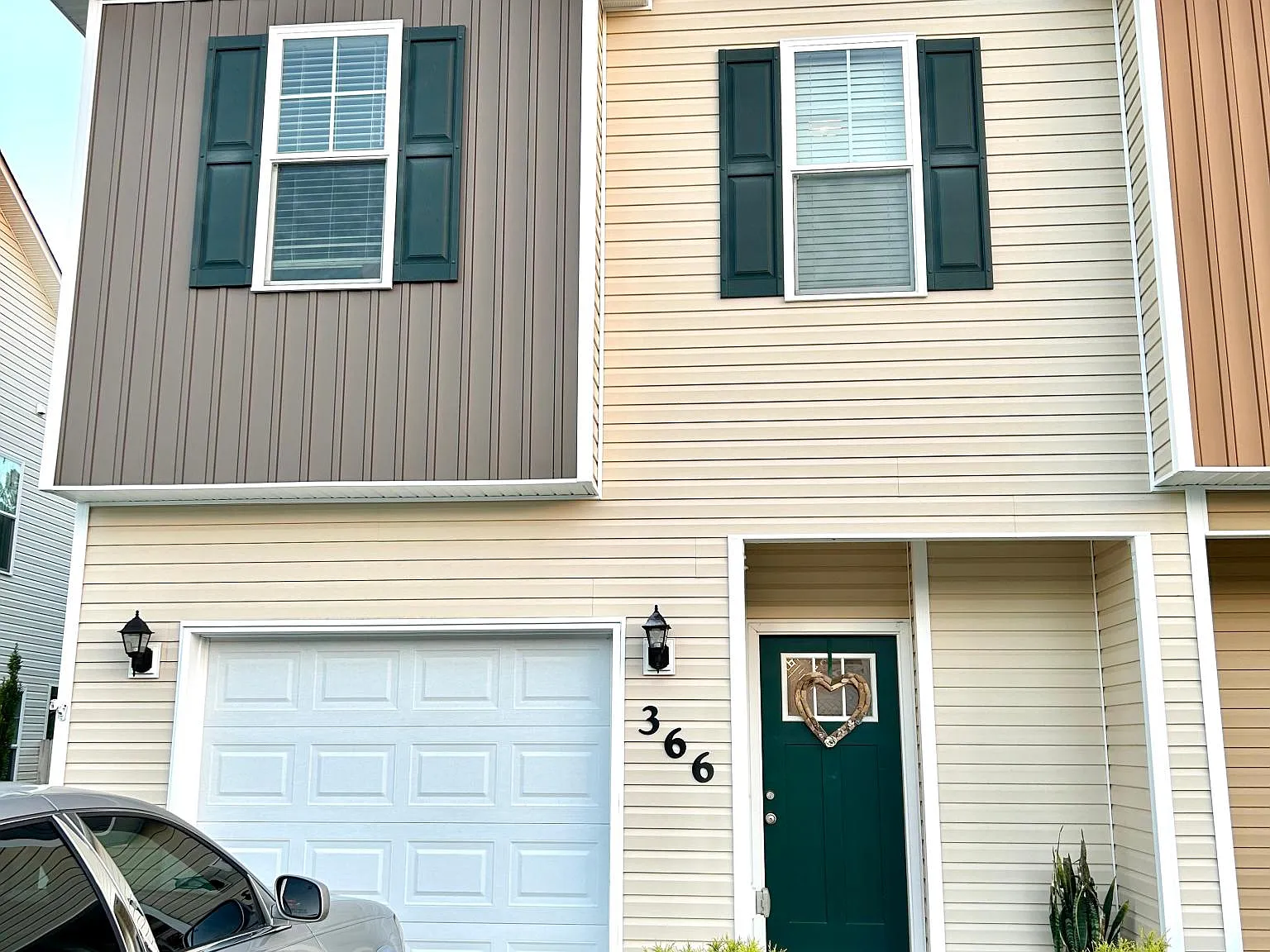 3 bed, 2.5 bath, 1569 sqft, $1,750 — Photo 4