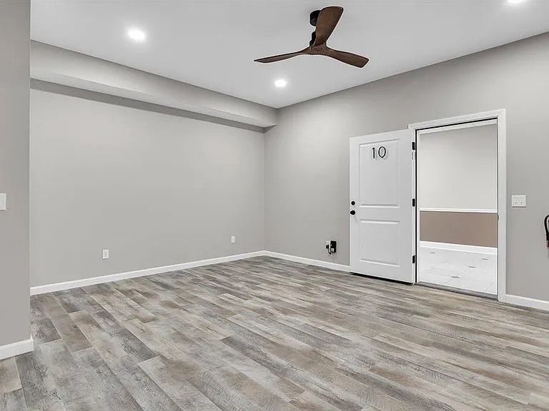 70 Court St #10 — Photo 3
