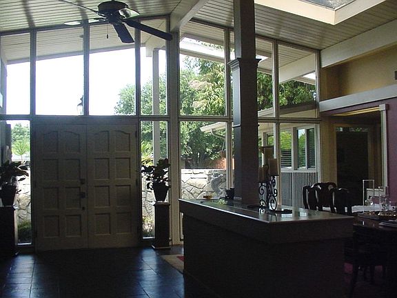 5th image of 6900 Briar Cove Dr