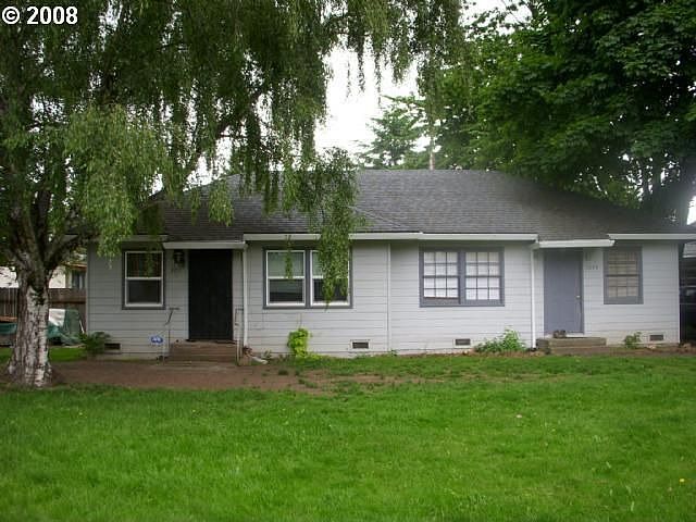 1st image of 2211 W 31st St