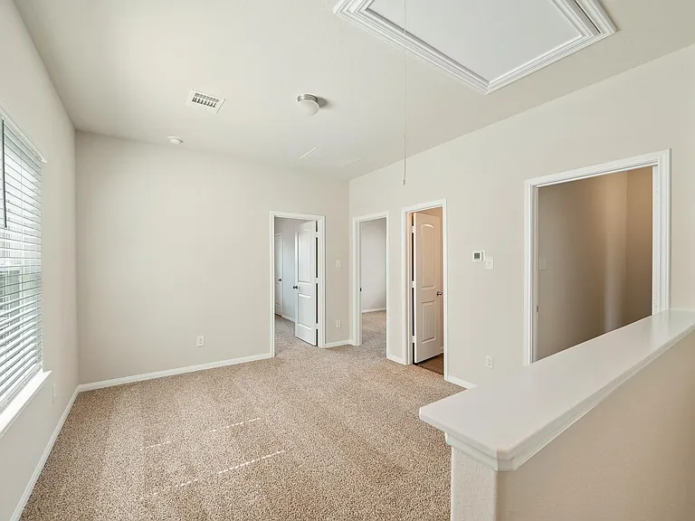 3915 Deledda Dr — Photo 12