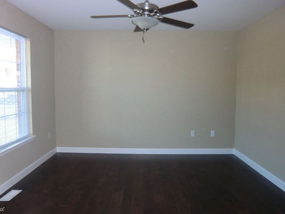 Sandridge Villa Living room (3)