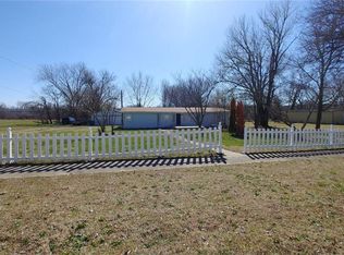 421 Chestnut St, Osawatomie, KS 66064 | MLS #2480424 | Zillow