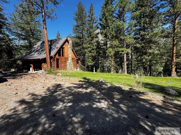 21 Sheep Creek Loop, North Fork, ID 83466