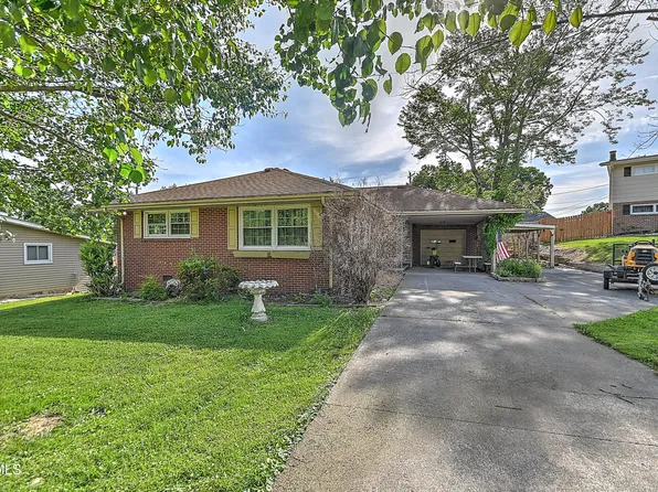 2008 Brookwood Cir, Kingsport, TN 37664