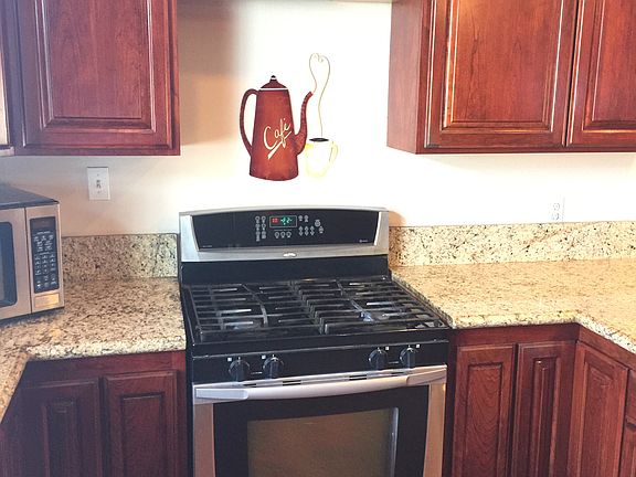 2nd image of 9534 Brierfield St