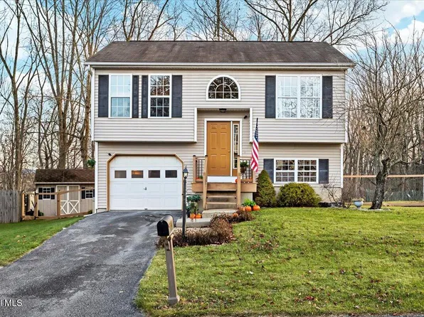 25 Morgan's Run, Schuylerville, NY 12871