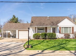 1345 Lipton Ave SW, North Canton, OH