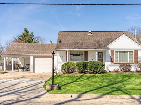 1345 Lipton Ave SW, North Canton, OH 44720