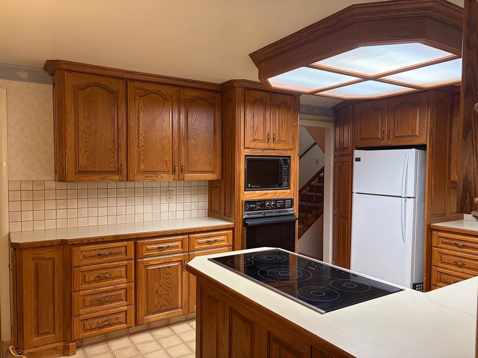 3 bed, 1300 sqft, $2,300 — Photo 2