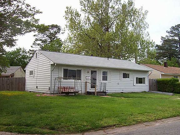 2nd image of 1313 River Oaks Dr