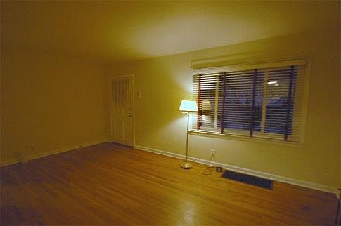 2nd image of 398 E Royal Forest Blvd