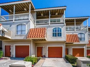 34 Dana Dr, Galveston, TX 77554