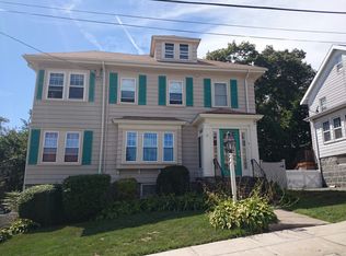 8 Greaton Rd, West Roxbury, MA 02132
