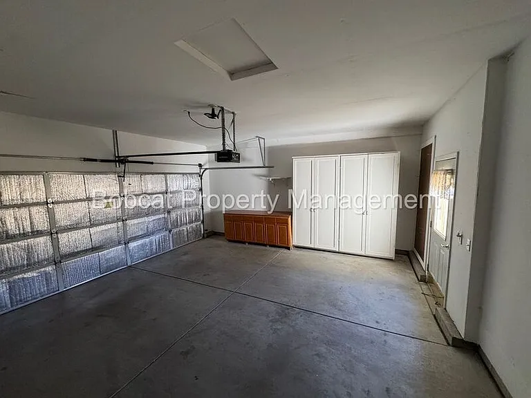 1129 Gambrel Dr — Photo 21