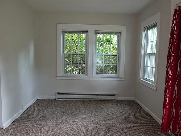 80 Center St — Photo 15