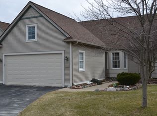 114 Willow Ct, Chelsea, MI 48118