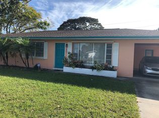380 Hillview Rd, Venice, FL 34293