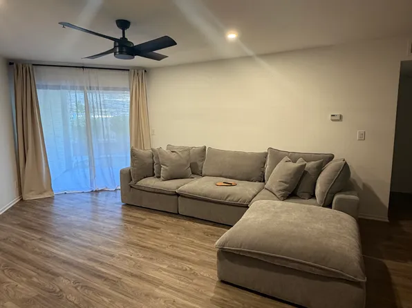 5805 Oak Bend Ln Unit 207, Oak Park, CA 91377