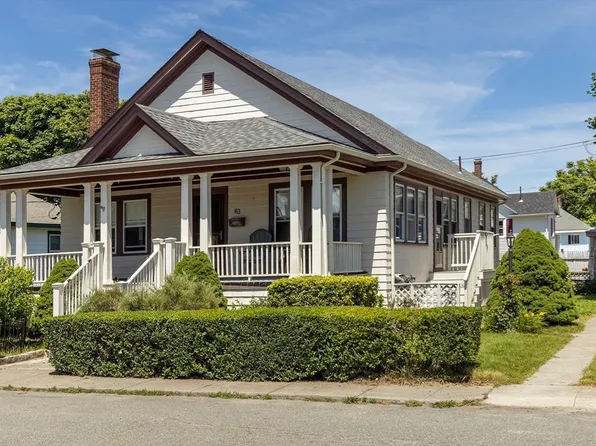 63 J St, Hull, MA 02045