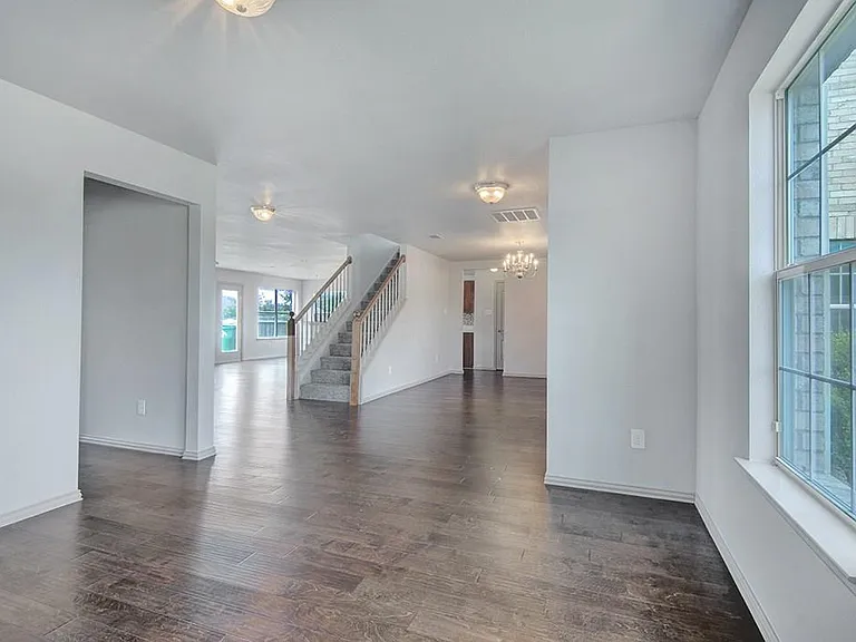3708 Ocean Dr — Photo 10
