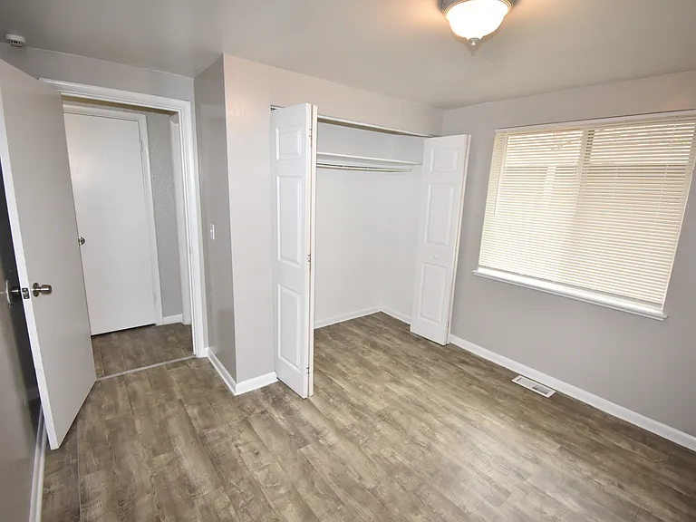 370 S Bryant St #A — Photo 14