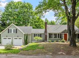 2 Doris Rd, Bedford, MA 01730