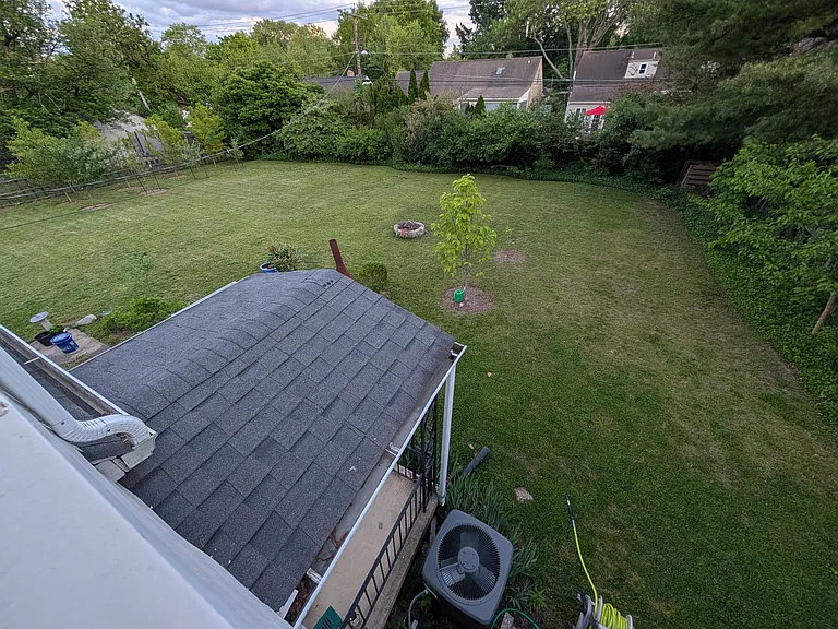 2543 E Livingston Ave — Photo 18