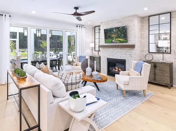 20 Owls Nest #9, Plymouth, MA 02360