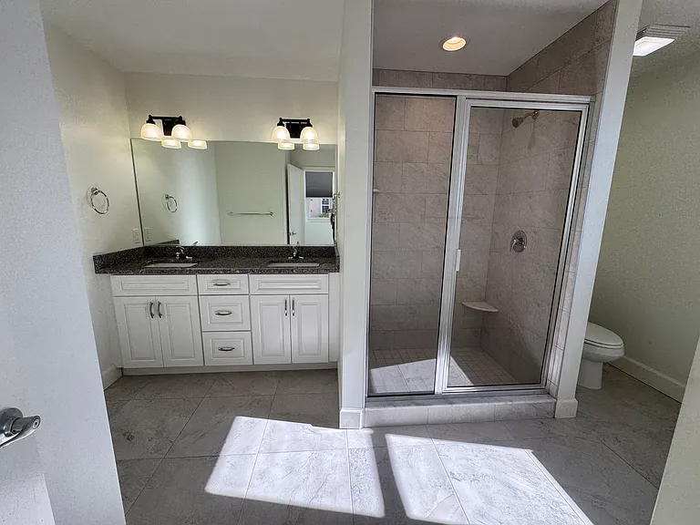 201 W Marion Ave #1414 — Photo 11