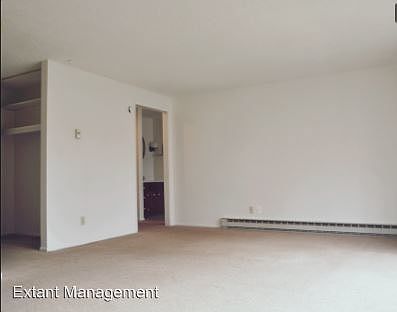 3rd image of 1940 E Tilsley Pl APT 05