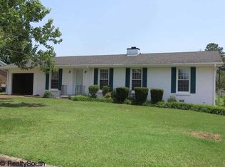 2410 Wellington St, Florence, AL 35630