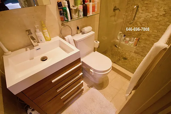 Rented by Meller Maayan S | media 41