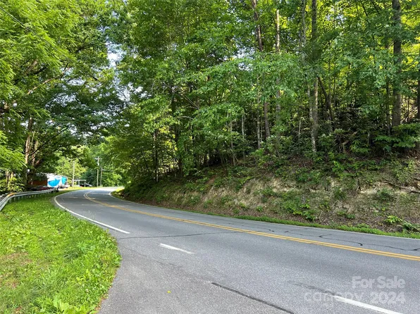 Ken Tom Rd, Old Fort, NC 28762